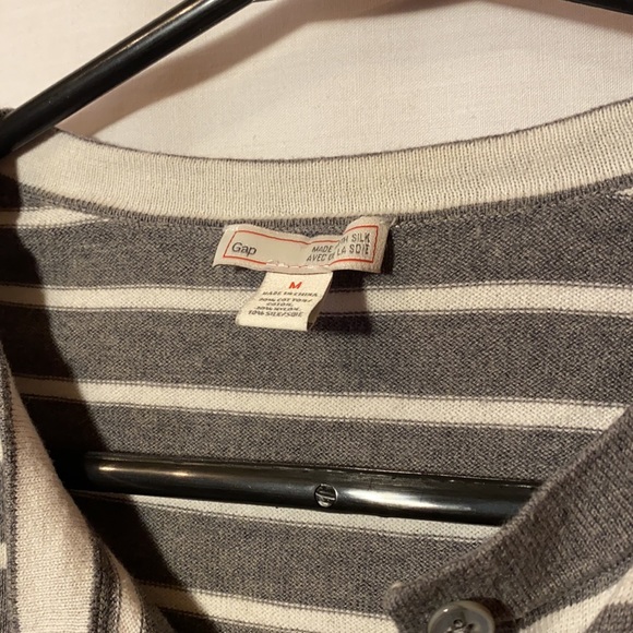 Women's long sleeve button up - Picture 4 of 5